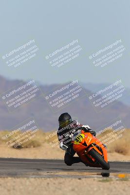 media/Mar-22-2025-CVMA (Sat) [[462c0ffedb]]/Race 13-Amateur Supersport Middleweight/